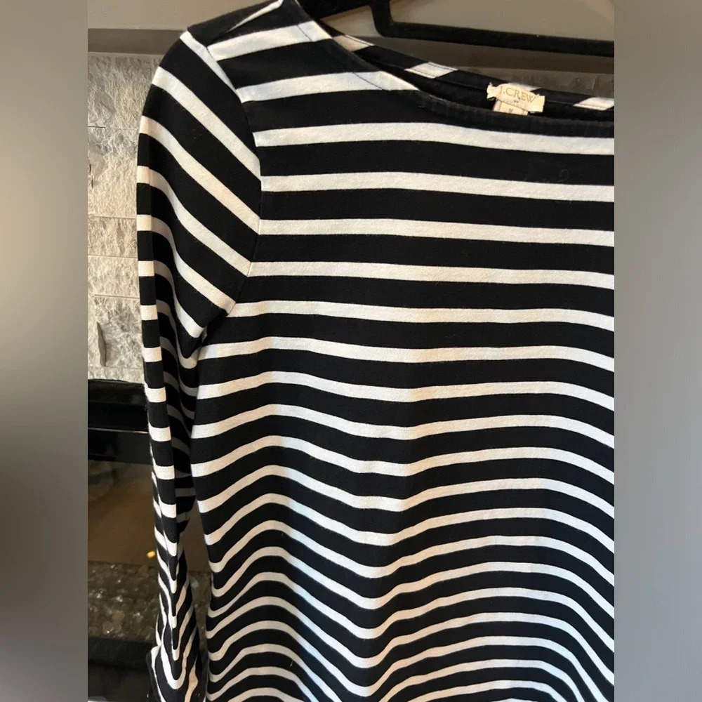 J Crew Black/White striped shirt with nylon‎ accent cuffs - Picture 4 of 7